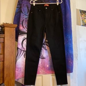 Butt I love you butt lifting jeans